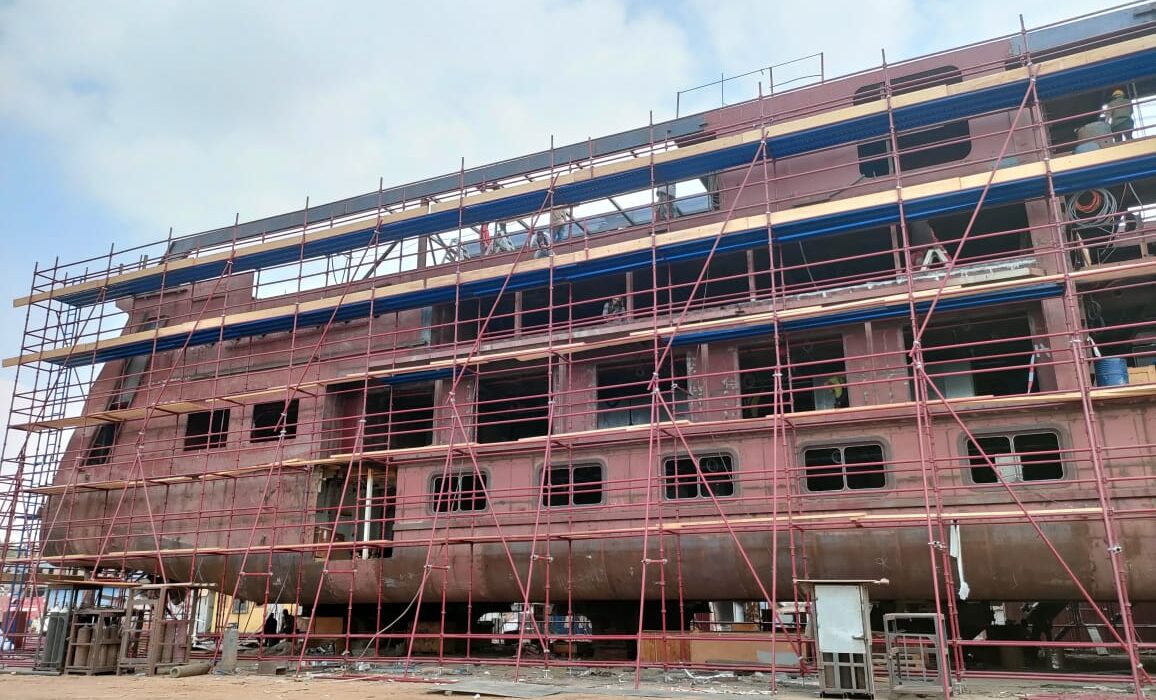 fd5e7b34-c5e1-4a6c-bc9e-1e7e054ec1da